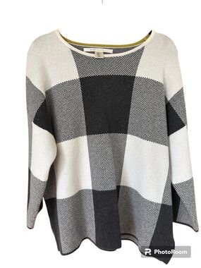 Max Studio Women's Black & White Checkered Crewneck Sweater- size XL